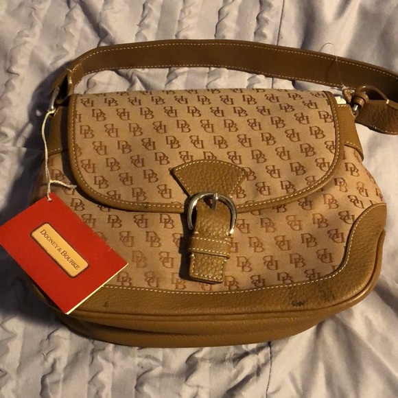 Dooney and Bourke purse - Picture 2 of 3